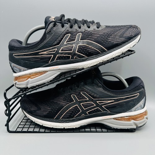 Asics 2000 size - 8, uk