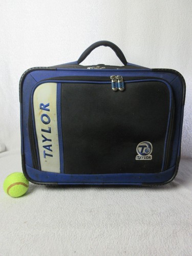 Taylor black and - black, blue