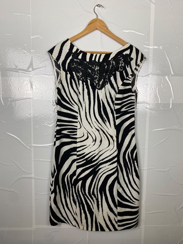 Singh madan monochrome zebra - singh,