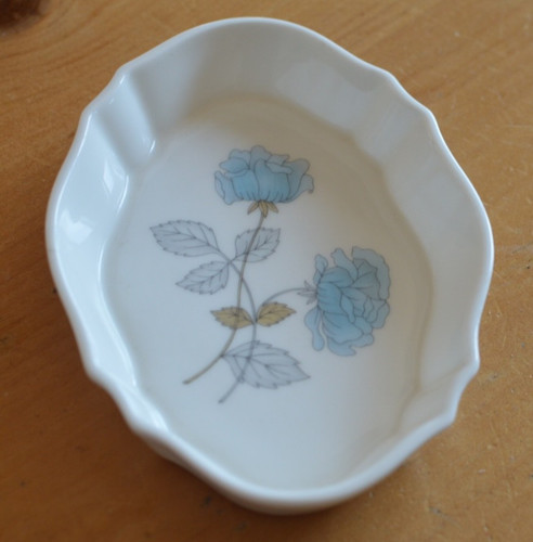 Wedgwood ice rose trinket - rose,