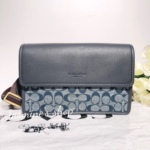 Nwt coach turner flap - coach,