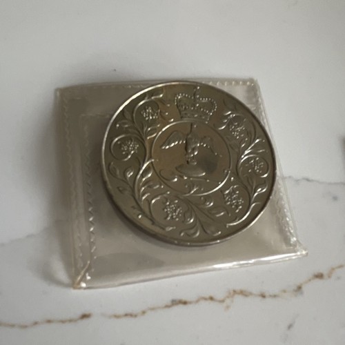 Queen elizabeth 1977 - elizabeth, silver