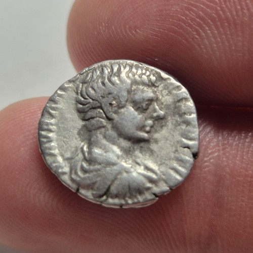 Genuine roman coin - genuine,