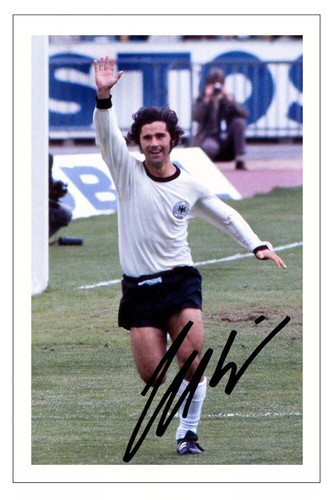 Gerd muller signed - gerd,