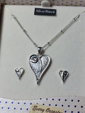 Silver Plate Necklace With Stud Earings