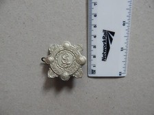 Obsolete Ireland Police Garda Siochana Cap Badge HF