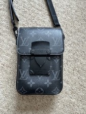 LV S-lock Vertical Wearable Wallet