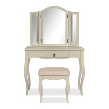 Romance French Bedroom