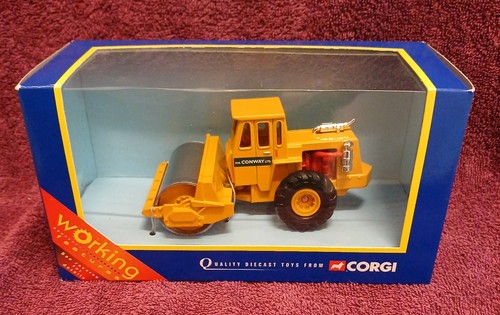 Corgi road roller - road, tractor
