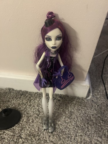 Mattel monster high spectra - monster,