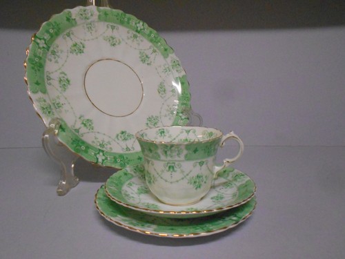 Antique royal albert crown - royal,