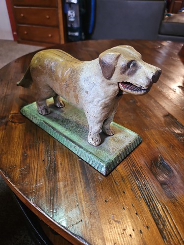 Vintage cast iron - iron, dog