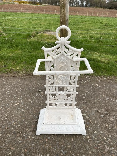 Victorian cast iron - cast, hall