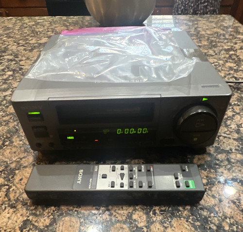 Sony c100 8 player - sony,