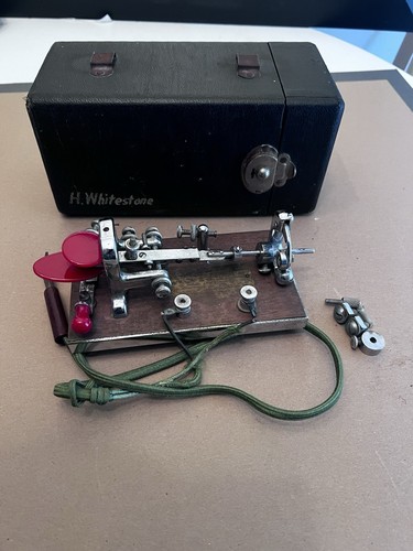 Vibroplex telegraph key with - key,