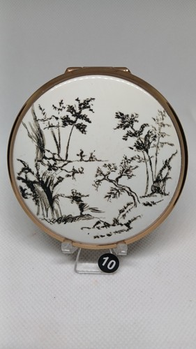 Lovely vintage stratton - lovely, powder