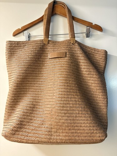 Gorgeous huge lightweight tan - gorgeous,,