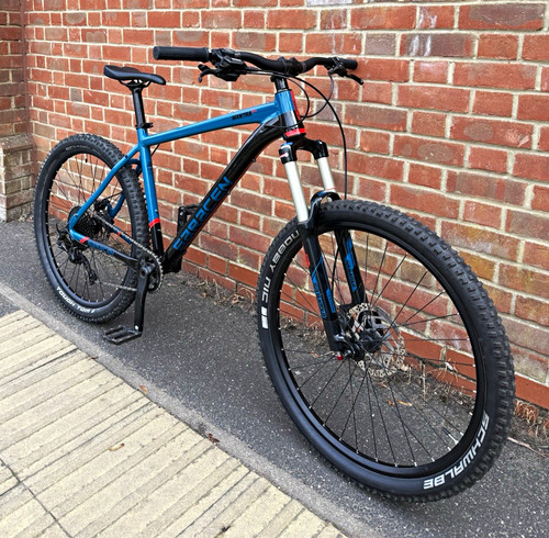 Saracen mountain bike - saracen,