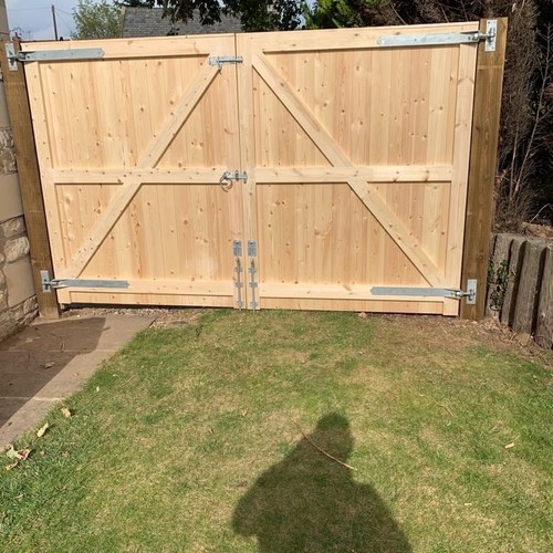 Wooden driveway gates straight - gates,