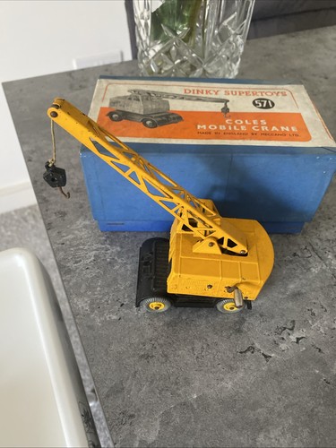 Dinky super toys - dinky,