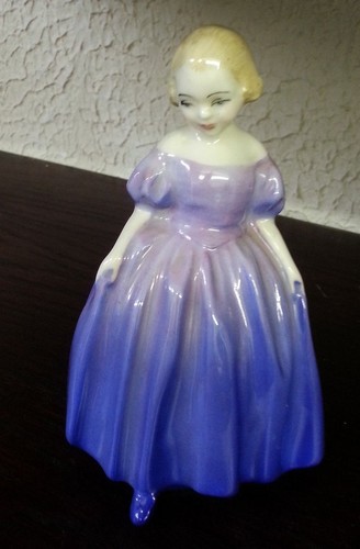 Royal doulton marie - marie, figurine