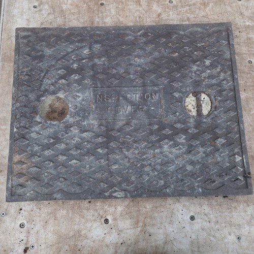 Cast iron manhole cover 635mm - cast,