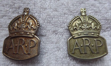 ARP PIN BADGES x2 - AIR RAID