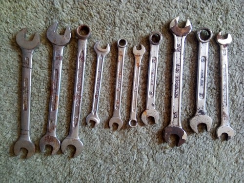 Job lot old rusty spanners - lot,