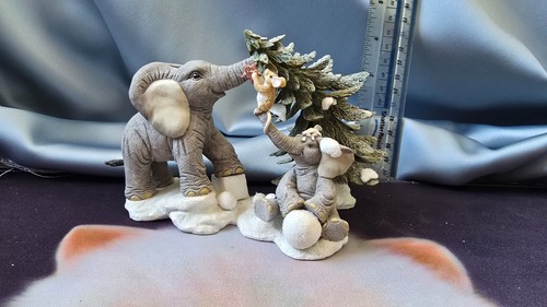 Henry henrietta resin animal - &,
