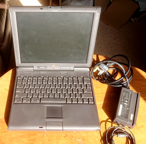 Apple powerbook 3400c with - apple,