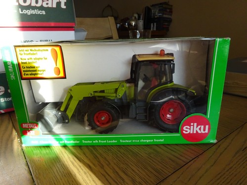 Siku tractor with front - siku, loader