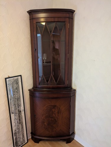 Mahogany bow fronted - bow, replica