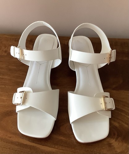 White buckle strap - 8,