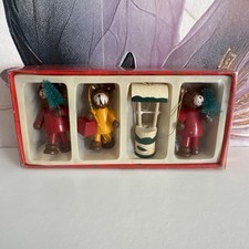 Vintage Wooden Bear Christmas