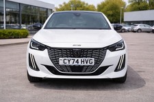 Peugeot 208  1.2 Hybrid 136 GT