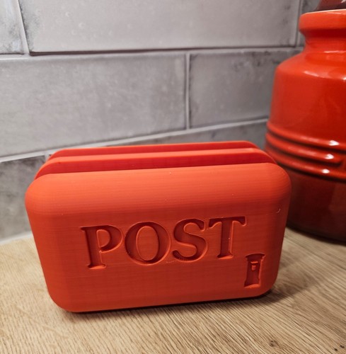 Letter holder freestanding - holder,