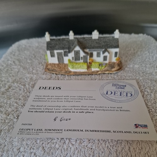 Lilliput lane the old - lilliput,