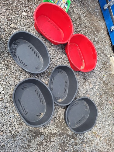 Plastic dog bed - plastic,