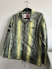 Supreme x The North Face