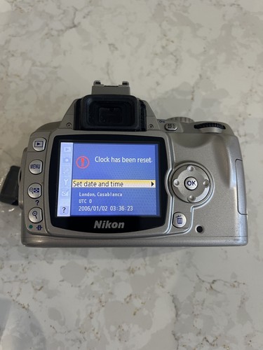 Nikon d40 dslr - d40,