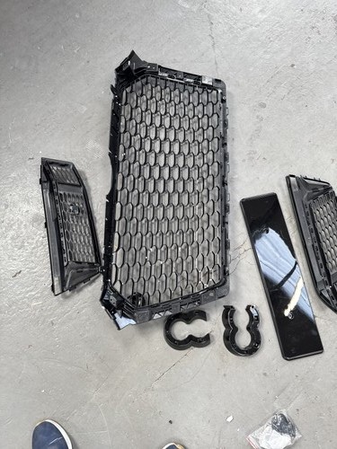 Rs4 style front bumper grille - style,