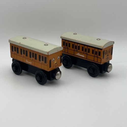 Thomas wooden railway annie - railway,