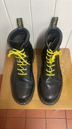 Martens black royal mail - dr,
