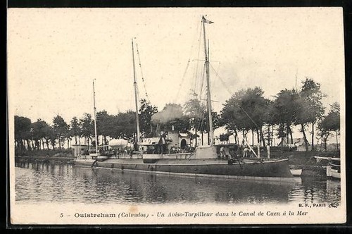 Old postcard ouistreham - old,