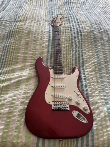 Squier affinity stratocaster - squier,