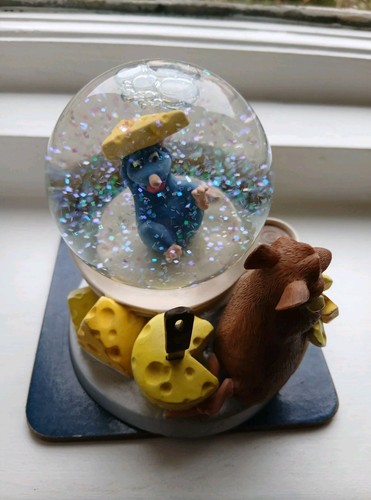 Disney pixar ratatouille snow - pixar,