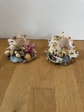 2x shell sculpture diorama