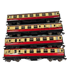 Rake of 4x Hornby Dublo Trains