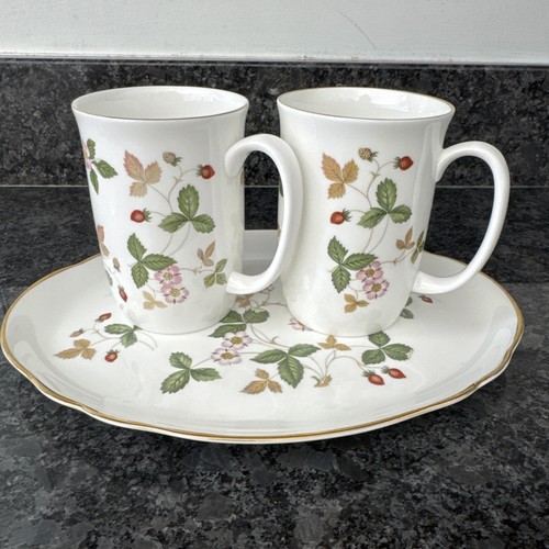 Wedgewood wild strawberry mugs - wild,