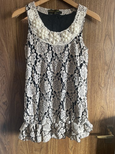 Pussycat london top - size, s
